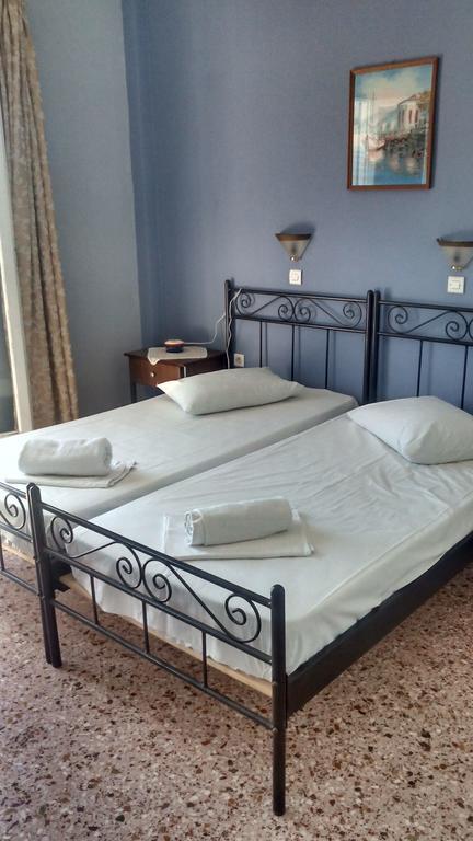 Oasis Hotel Theodoros & Litsa Galaris Agia Marina  Eksteriør billede