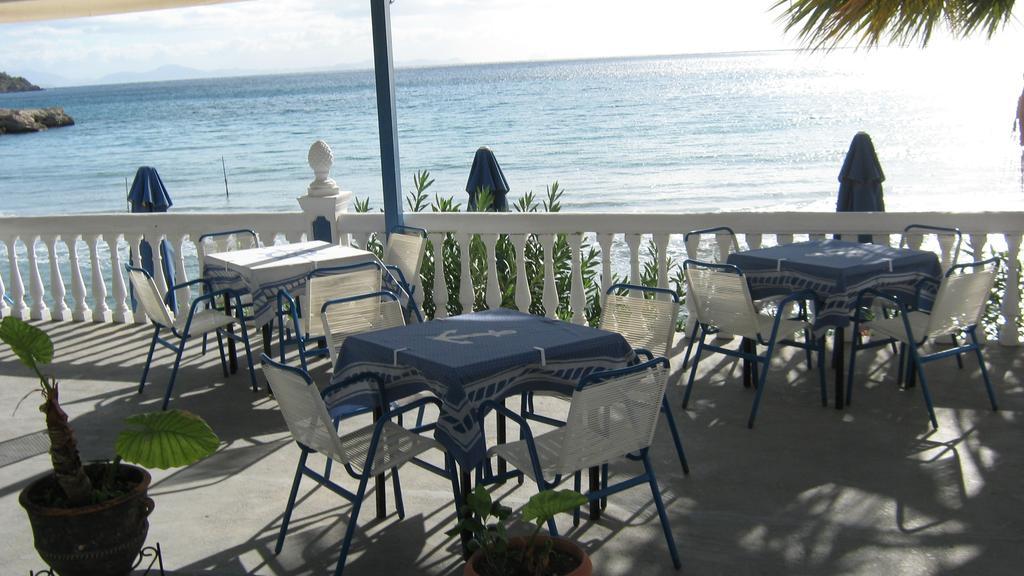 Oasis Hotel Theodoros & Litsa Galaris Agia Marina  Eksteriør billede