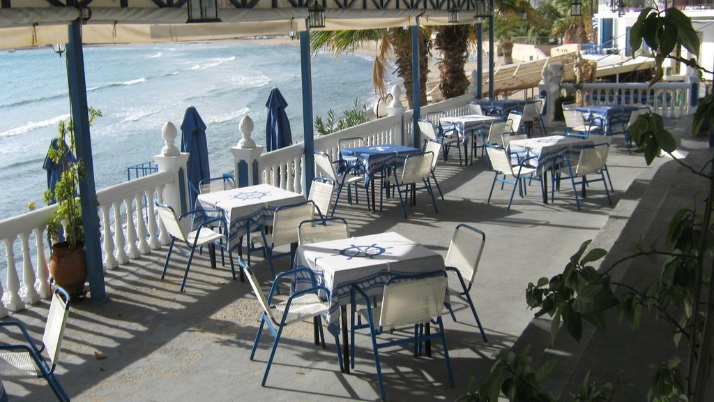 Oasis Hotel Theodoros & Litsa Galaris Agia Marina  Eksteriør billede
